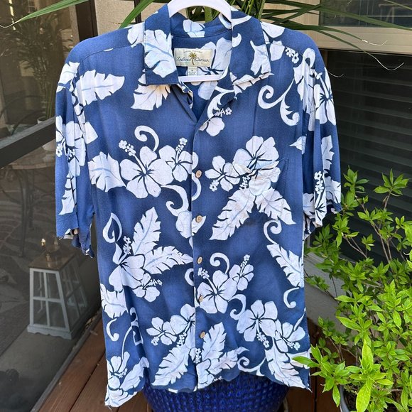 Island Shores Other - ISLAND SHORES Men's Hawaiian Camp Shirt - M